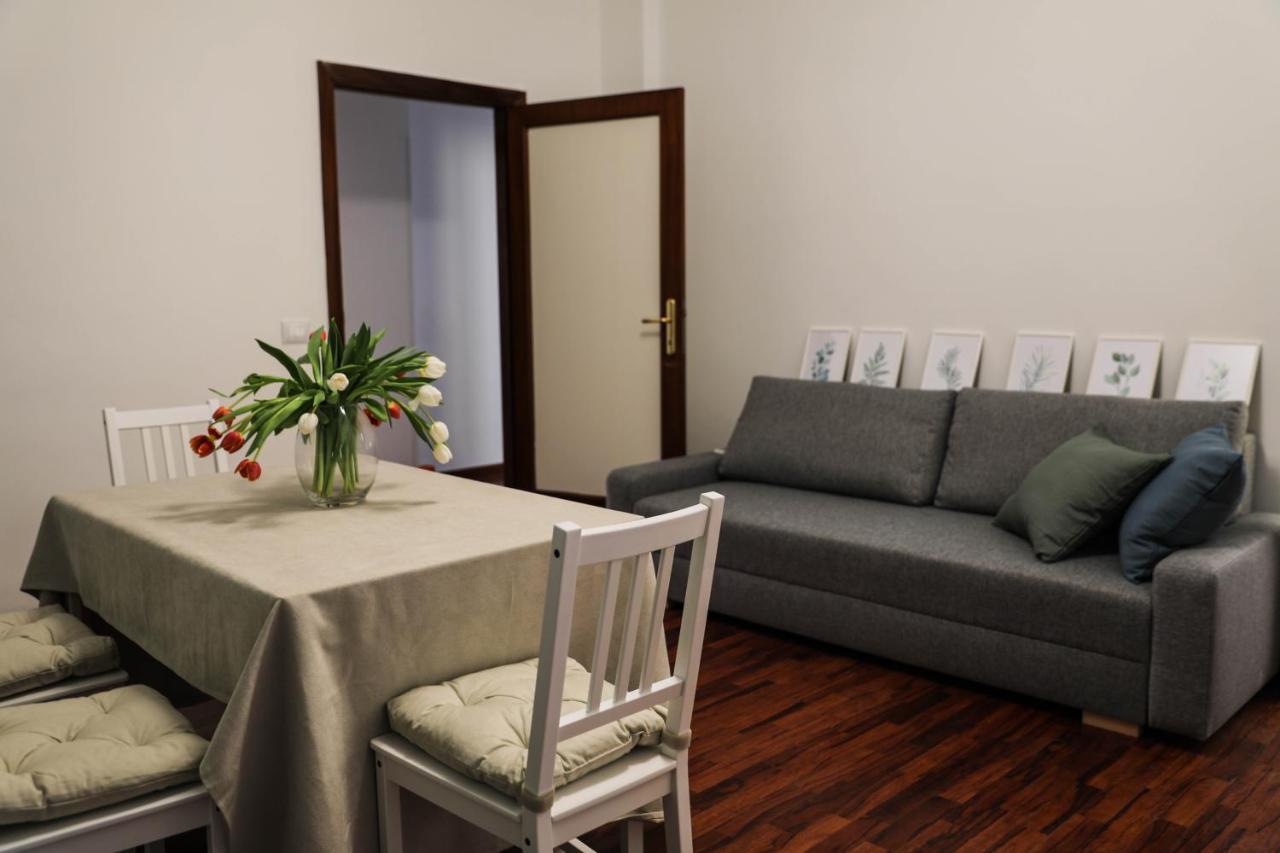 Aura Home Rent Of Rooms With Shared Kitchen Bari Exterior photo